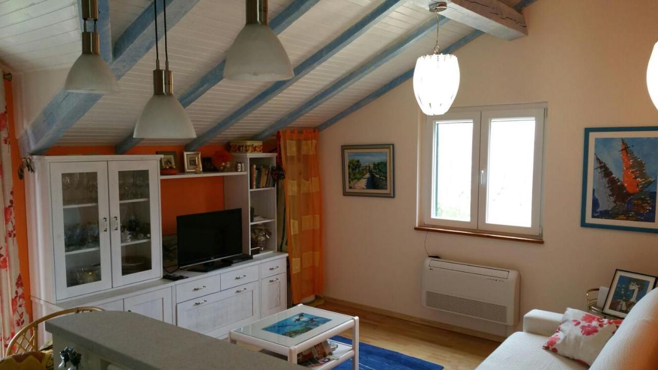 Apartmán Tri Palme Prvic Sepurine Exteriér fotografie