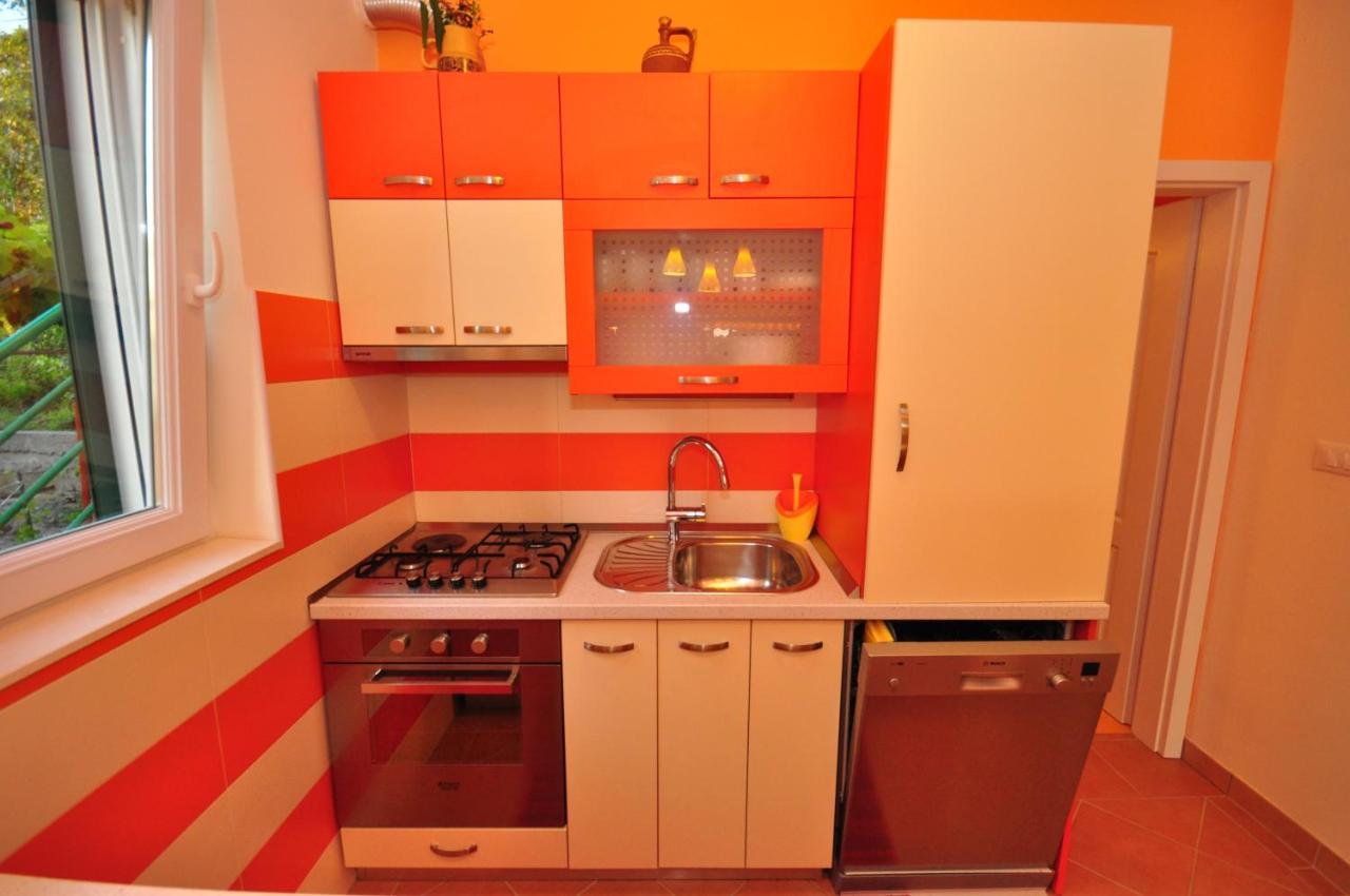 Apartmán Tri Palme Prvic Sepurine Exteriér fotografie