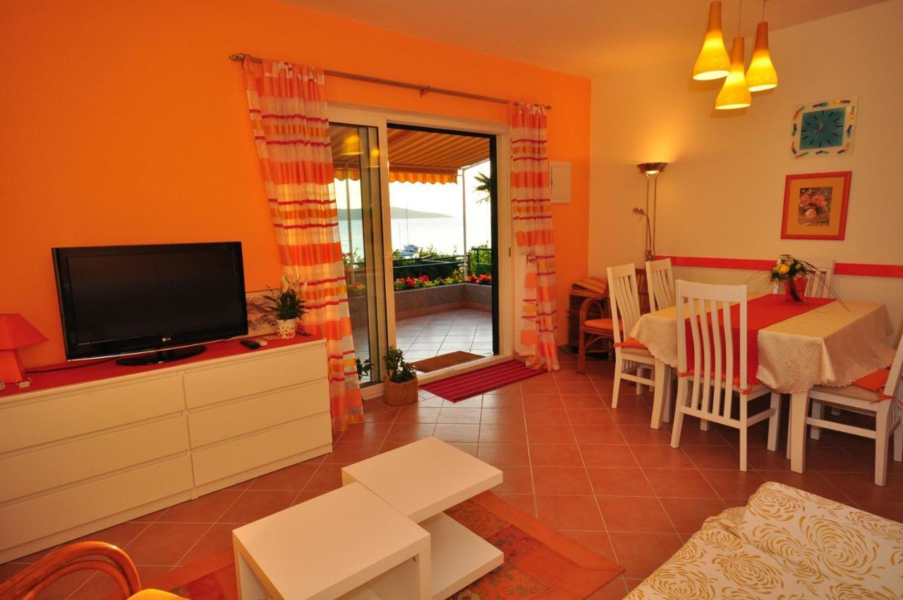 Apartmán Tri Palme Prvic Sepurine Exteriér fotografie